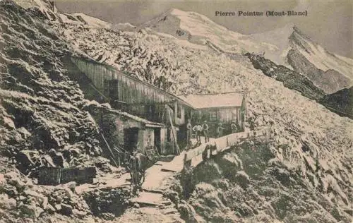 AK / Ansichtskarte  Pierre-Pointue_Chamonix_74_Haute-Savoie Berghuette Mont Blanc