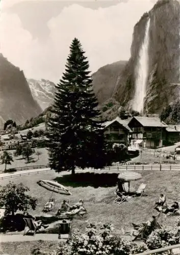 AK / Ansichtskarte  Lauterbrunnen_BE Hotel Staubbach mit Wasserfall