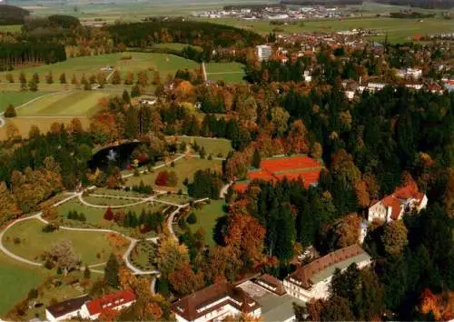 AK / Ansichtskarte  BAD_WoeRISHOFEN Fliegeraufnahme mit Kurpark und Tennisplatz