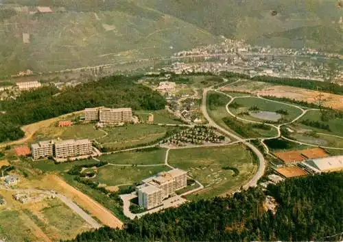 AK / Ansichtskarte  BERNKASTEL-KUES_Berncastel Reha Zentrum Kueser Plateau Fliegeraufnahme