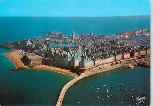 AK / Ansichtskarte  Saint-Malo_35 Cite Corsaire l'Intra Muros Vue aerienne