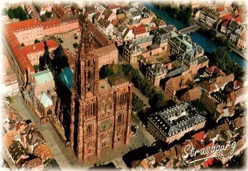 AK / Ansichtskarte  Strasbourg__Strassburg_67_Bas-Rhin La Cathedrale Vue aerienne