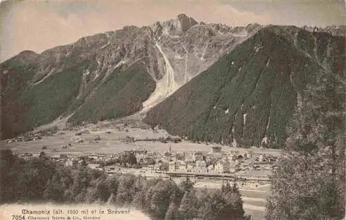 AK / Ansichtskarte  CHAMONIX_74_Haute-Savoie Vue générale et le Brévent Alpes