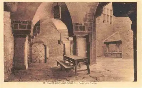 AK / Ansichtskarte  Haut-Koenigsbourg_Hohkoenigsburg Cour des Gardes