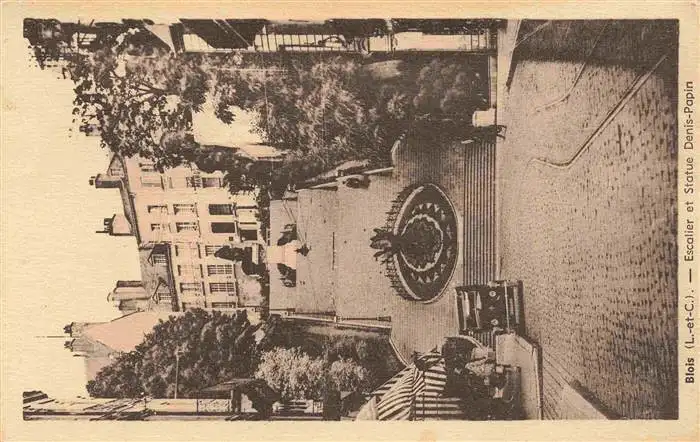 AK / Ansichtskarte  Blois_41 Escalier et Statue Denis-Papin