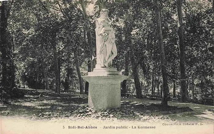 AK / Ansichtskarte  Sidi_Bel_Abbes_Algerie Jardin public La Kermesse Monument