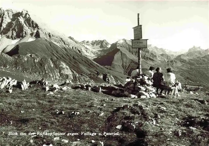 AK / Ansichtskarte  Lech_Vorarlberg_AT Blick von der Ruefikopfspitze gegen Valluga und Pateriol