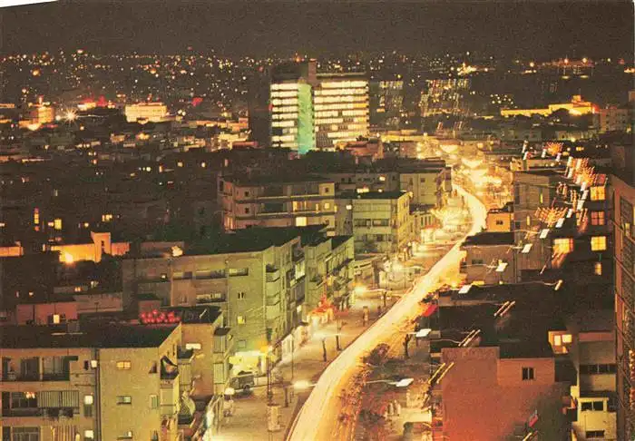 AK / Ansichtskarte  Tel-Aviv-Jaffa_Israel View at night towards Ben Yehuda Street