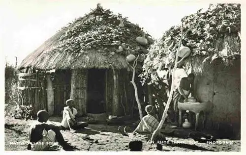 AK / Ansichtskarte  Sambia Native Village Scene