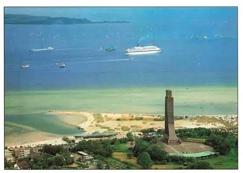 AK / Ansichtskarte  LABOE_Ostseebad Marine Ehrenmal und U 995 Fliegeraufnahme