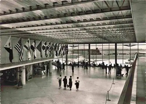 AK / Ansichtskarte  Kloten_ZH Flughafen Zuerich Kloten Haupthalle