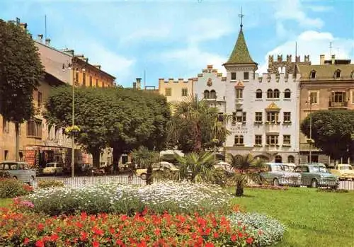 AK / Ansichtskarte  Brixen_Bressanone_Suedtirol_IT Domplatz mit Rathaus