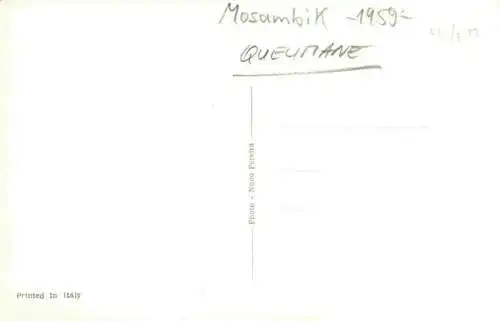 AK / Ansichtskarte  Quelimane_Mosambik Aspecto de una aldeia indigena