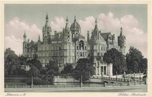 AK / Ansichtskarte  Schwerin__Mecklenburg Schloss