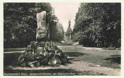 AK / Ansichtskarte  DETMOLD_Lippe Hermannsdenkmal mit Bismarckstein Teutoburger Wald