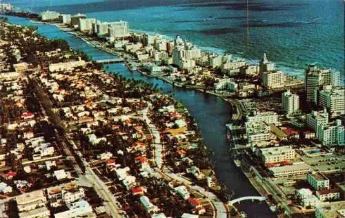 AK / Ansichtskarte 73966660 Miami_Beach Aerial view of the gold coast