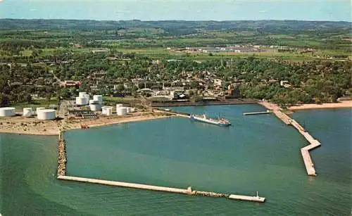 AK / Ansichtskarte  Cobourg_Ontario_Canada Showing Harbour and Seaway and Yachting facilities Fliegeraufnahme