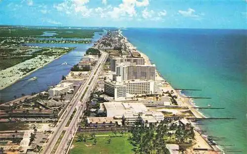 AK / Ansichtskarte  Hollywood_Florida_USA Waterway along the Atlantic Ocean