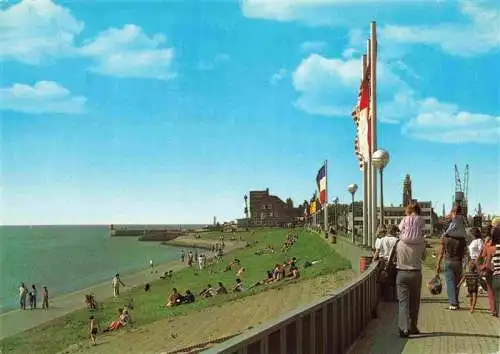 AK / Ansichtskarte  BREMERHAVEN Weserdeich mit Blick zur Strandhalle