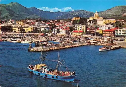 AK / Ansichtskarte 73968488 Loano_Liguria_IT Il porto