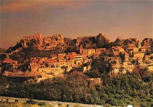 AK / Ansichtskarte  Les_Baux_de_Provence_13_Bouches-du-Rhone Le village et le château