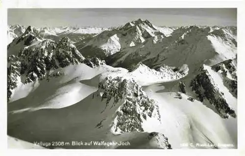 AK / Ansichtskarte 73969172 Valluga_2811m_St_Anton_Arlberg_Tirol_AT Blick auf Walfagehr Joch