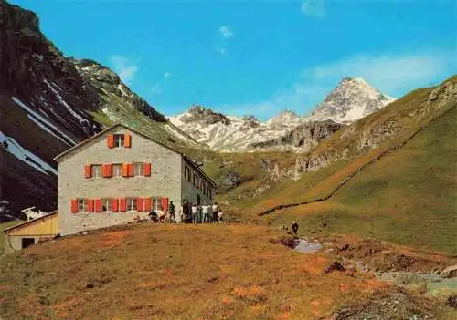 AK / Ansichtskarte  Lucknerhuette_2233m_Koednitztal_Kals_Grossglockner_AT Berghaus Blick gegen Grossglockner Hohe Tauern