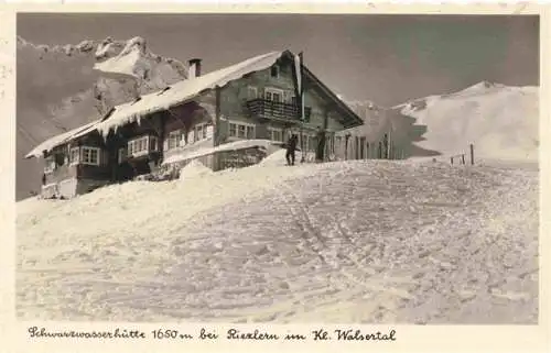 AK / Ansichtskarte  Riezlern_Kleinwalsertal_Vorarlberg Schwarzwasserhuette Wintersportplatz Alpen