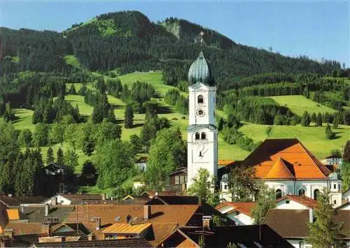 AK / Ansichtskarte 73970077 Nesselwang_Allgaeu_Bayern mit Kirche und Alpspitze