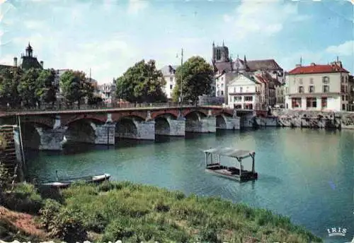 AK / Ansichtskarte  Meaux_77_Seine-et-Marne Le pont du Marche ou Vieux Pont sur la Marne donnant acces a la rue du Grand Cerf