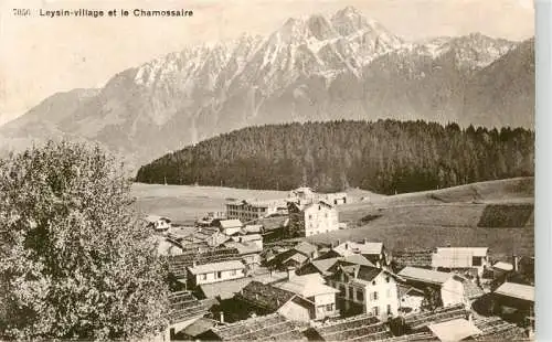 AK / Ansichtskarte  Leysin_VD Vue générale du village et le Chamossaire Alpes