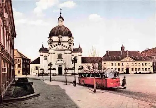 AK / Ansichtskarte  Warszawa Rynek Nowego Miasta w glebi kosciol Sakramentek 