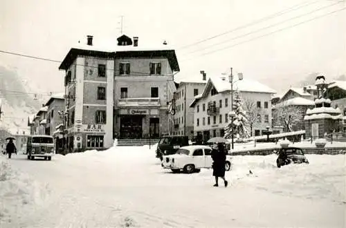 AK / Ansichtskarte  Lozzo_di_Cadore_Belluno_Veneto_IT Piazza IV Novembre e Via Roma