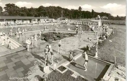 AK / Ansichtskarte  Luechow-Dannenberg Freibad