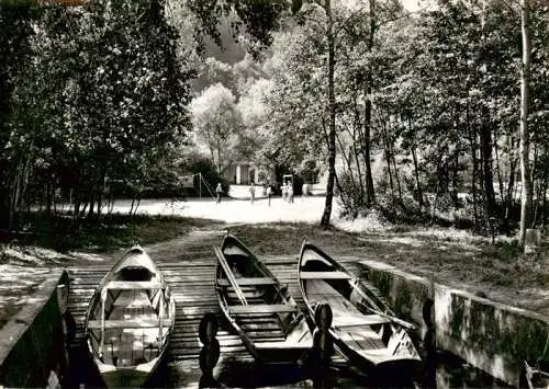 AK / Ansichtskarte  Vinelz_BE Basler CVJM-Ferienhaus Seewil am Bielersee Boote