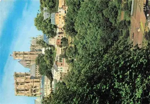 AK / Ansichtskarte  Laon_02_Aisne La Cathedrale Notre Dame dominant la colline
