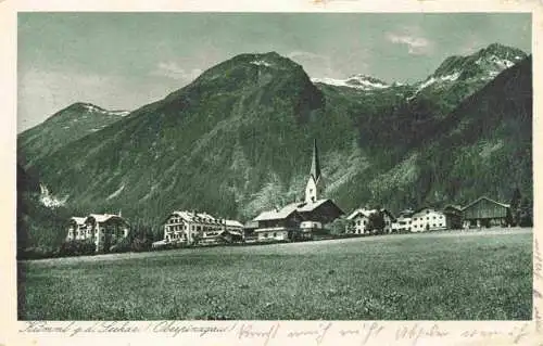 AK / Ansichtskarte  Krimml_1076m_Pinzgau_AT Ortsansicht mit Kirche Blick gegen Seekar