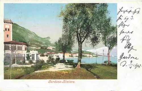 AK / Ansichtskarte 73971402 Gardone_Riviera_di_Garda_IT Promenade am See