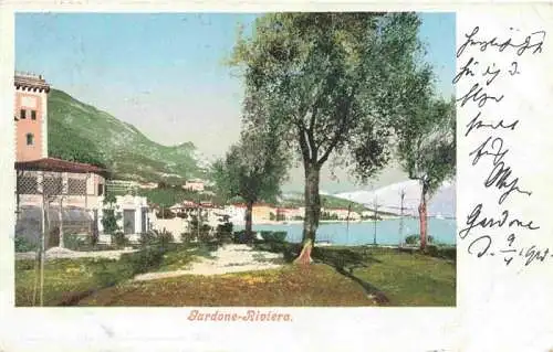 AK / Ansichtskarte  Gardone_Riviera_di_Garda_IT Promenade am See