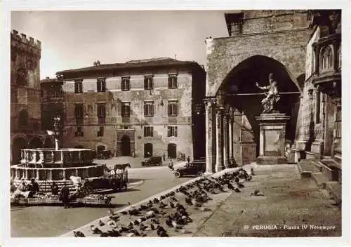 AK / Ansichtskarte  PERUGIA_Umbria_IT Piazza IV Novempre