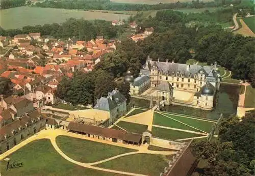 AK / Ansichtskarte  Tanlay_89_Yonne Vue aerienne du chateau a gauche la ville