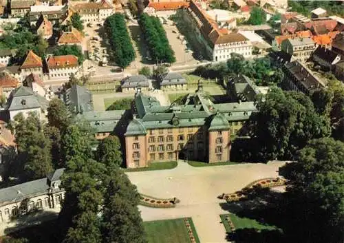 AK / Ansichtskarte  Schwetzingen_BW Schloss mit Schlossgarten Fliegeraufnahme