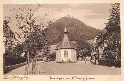 AK / Ansichtskarte  Rhoendorf Ortszentrum Kapelle Blick zum Drachenfels