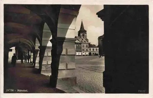 AK / Ansichtskarte  Jicin_Jitschin_Koeniggraetz_CZ Arkaden Platz