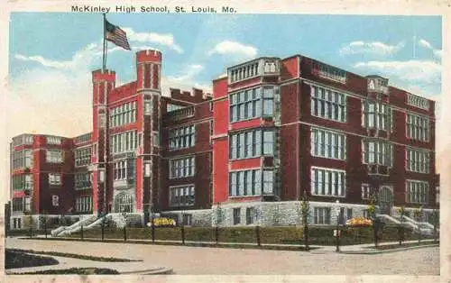 AK / Ansichtskarte  St_Louis_Missouri_MO_USA McKinley High School