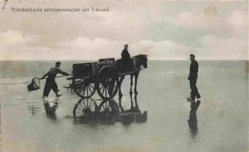AK / Ansichtskarte  Nordwijk_aan_Zee_NOORDWIJK_aan_Zee_NL Noordwijksche schelpenvisscher aan 't strand