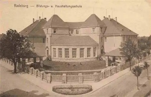 AK / Ansichtskarte  Radeburg Bildungs und Haushaltungsschule