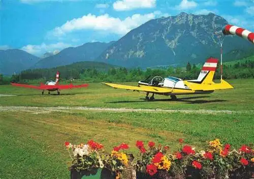 AK / Ansichtskarte 73973773 Hoefen_Reutte_Tirol_AT Flugplatz Motorflugzeuge