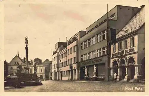 AK / Ansichtskarte  Nova_Paka_Neupaka_Jicin_Jitschin_CZ Marktplatz mit Brunnen