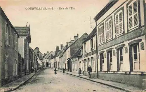 AK / Ansichtskarte  Courville_-sur-Eure_28_Eure-et-Loir Rue de l'Ecu